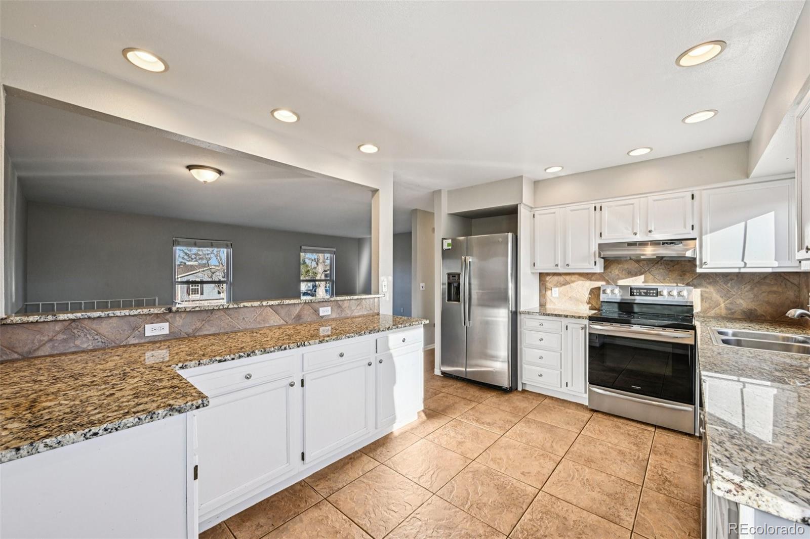 MLS Image #8 for 2616 s laredo court,aurora, Colorado
