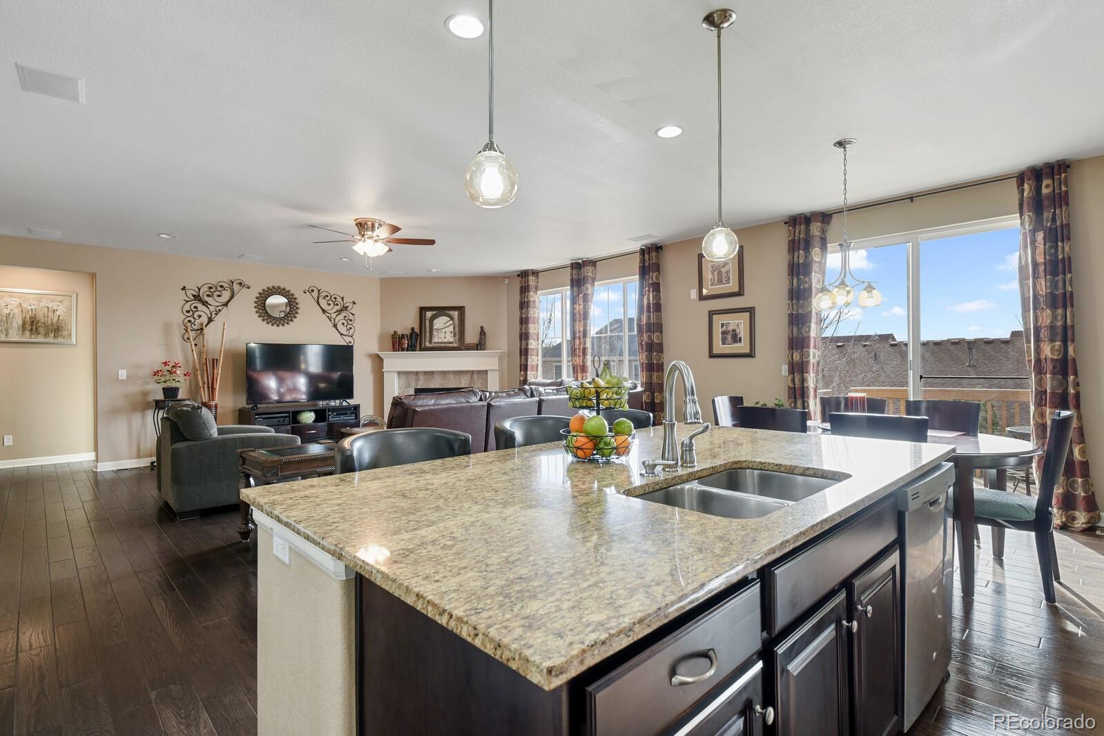 MLS Image #12 for 4849 s riviera way,aurora, Colorado