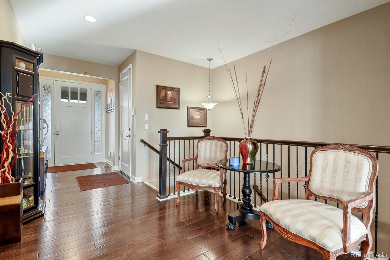 MLS Image #2 for 4849 s riviera way,aurora, Colorado