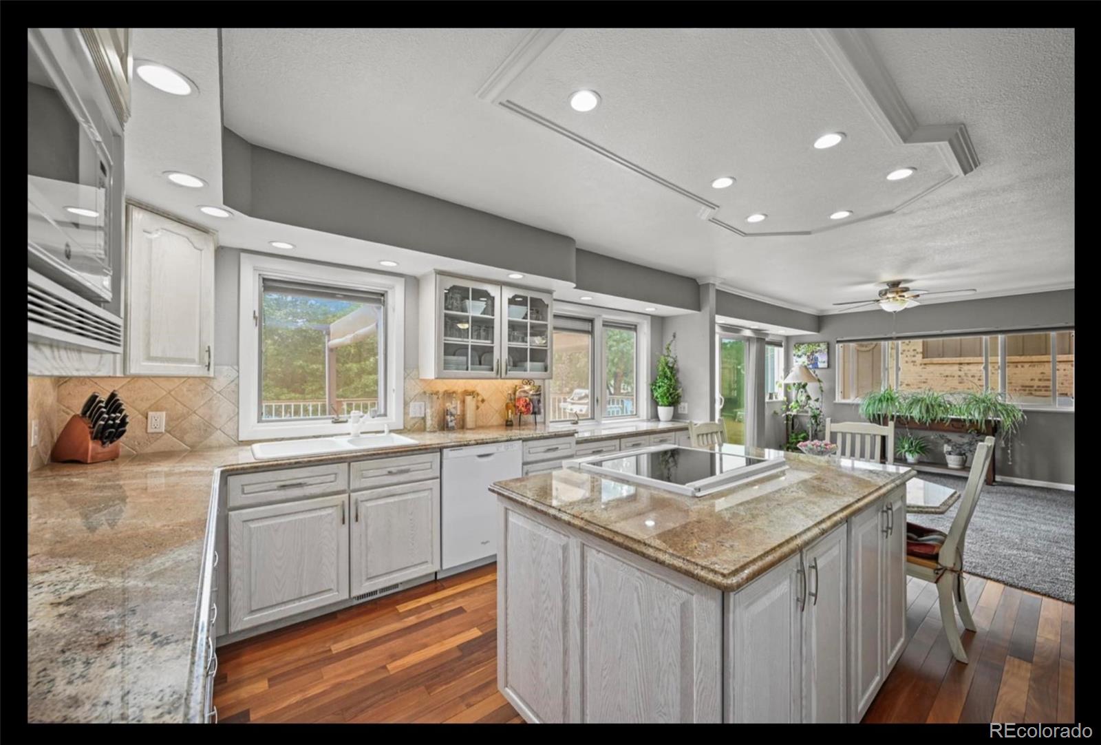 MLS Image #6 for 13126 w warren circle,lakewood, Colorado