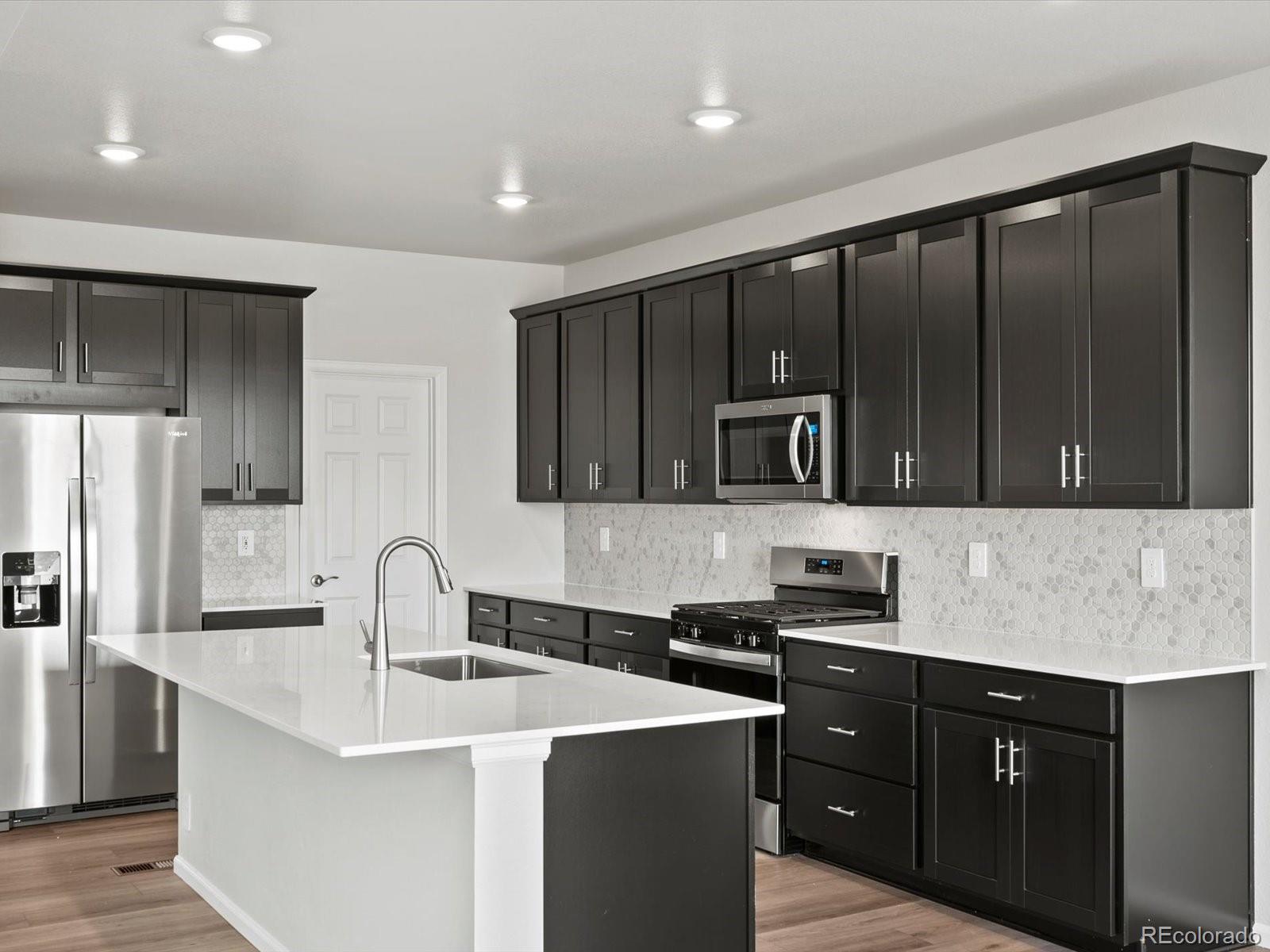 MLS Image #6 for 1622  rumley creek drive,windsor, Colorado