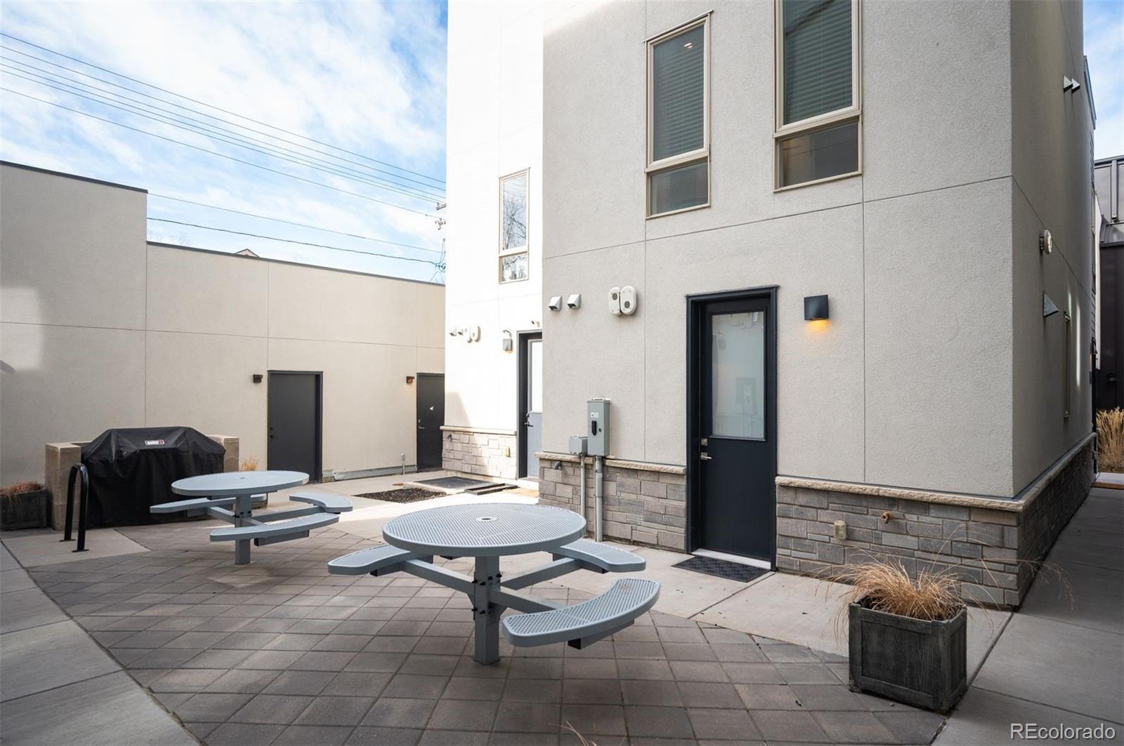 MLS Image #26 for 409  harrison street,denver, Colorado
