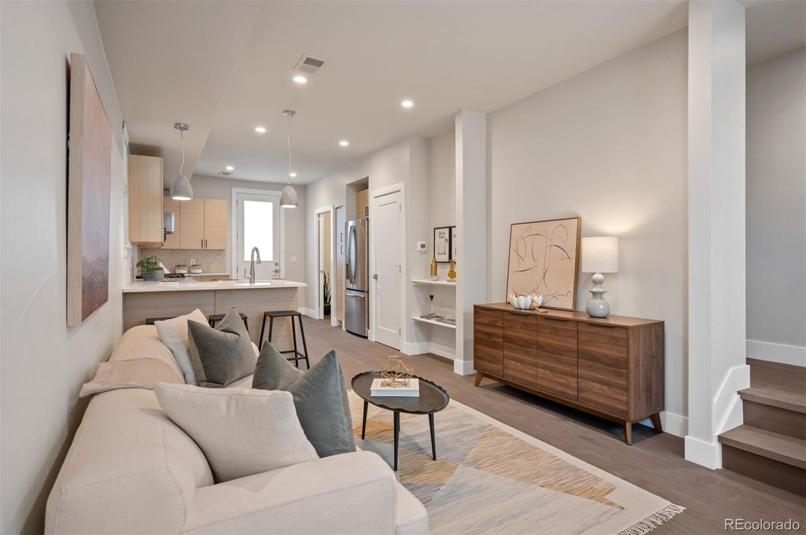 MLS Image #3 for 409  harrison street,denver, Colorado