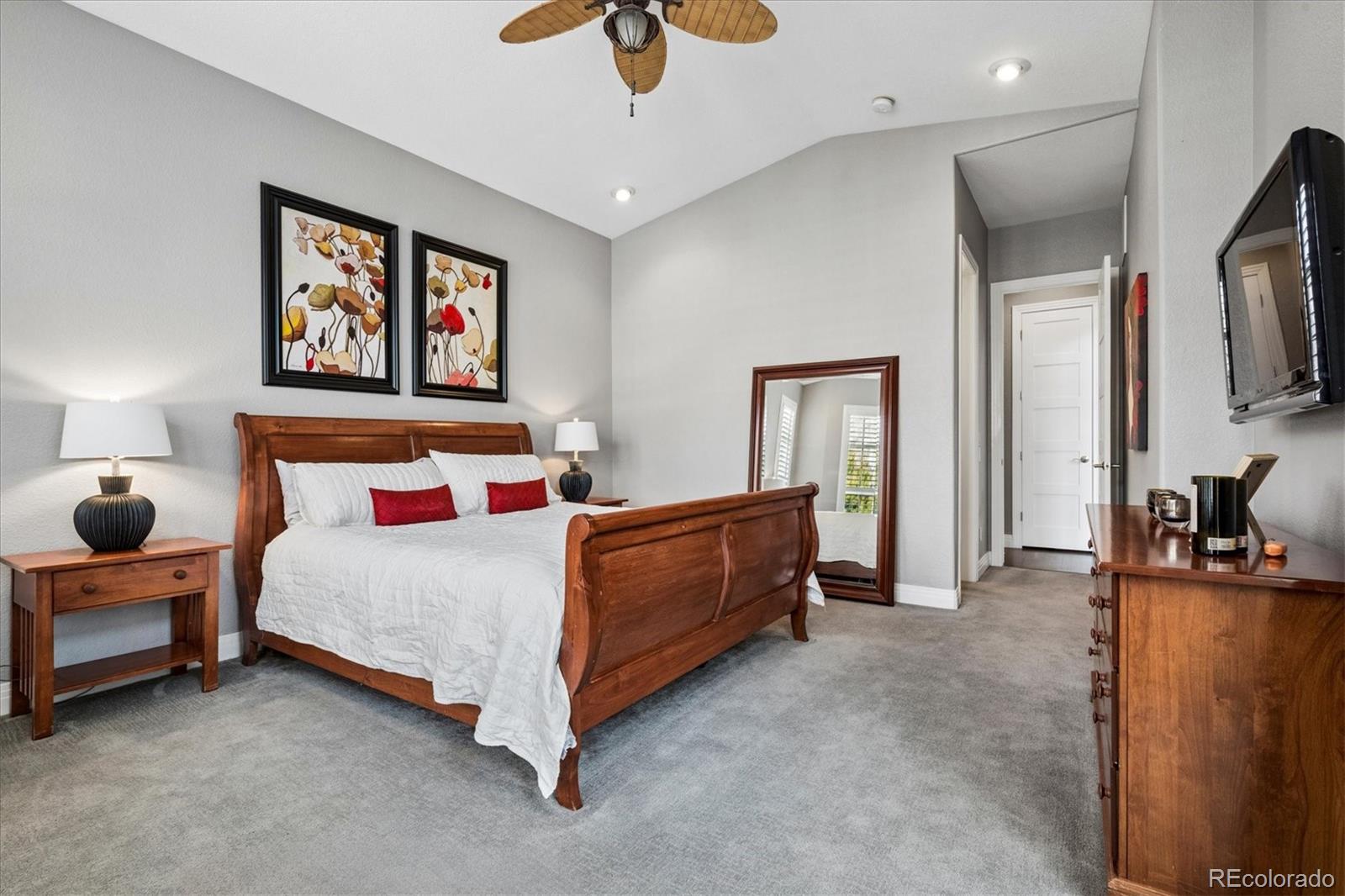 MLS Image #12 for 9729 e 34th place,denver, Colorado