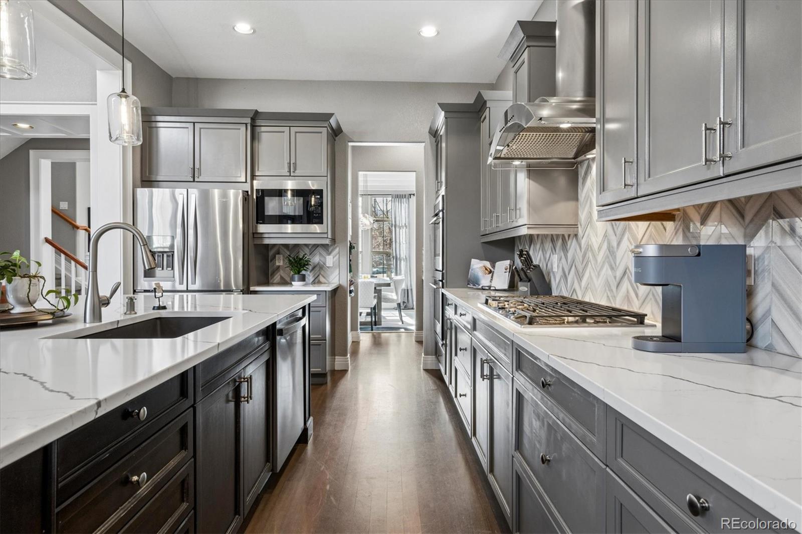MLS Image #37 for 9729 e 34th place,denver, Colorado
