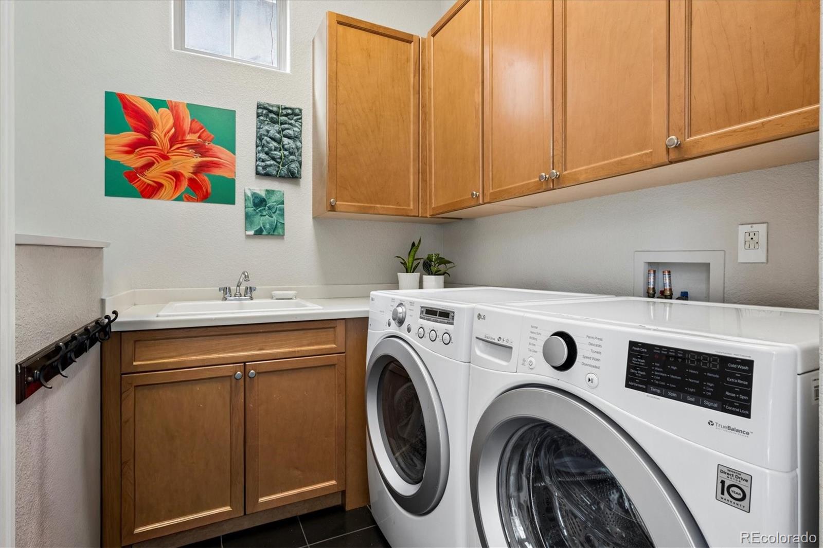 MLS Image #46 for 9729 e 34th place,denver, Colorado