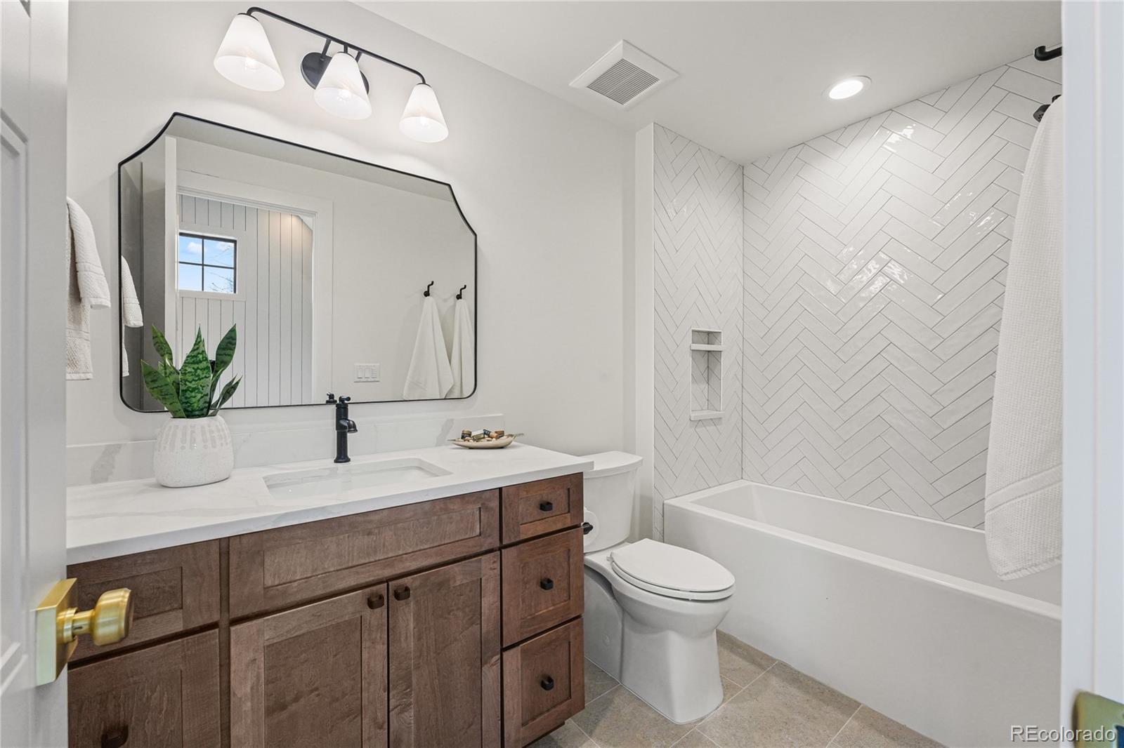 MLS Image #36 for 354  cherry street,denver, Colorado