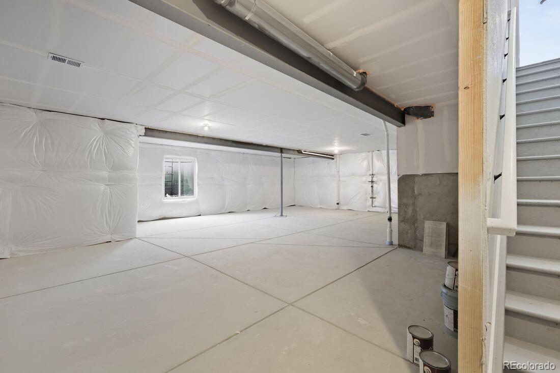 MLS Image #15 for 697  bradley circle,elizabeth, Colorado