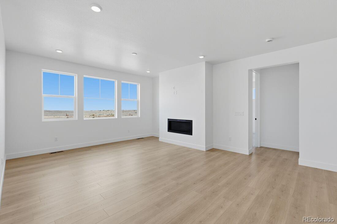 MLS Image #3 for 697  bradley circle,elizabeth, Colorado