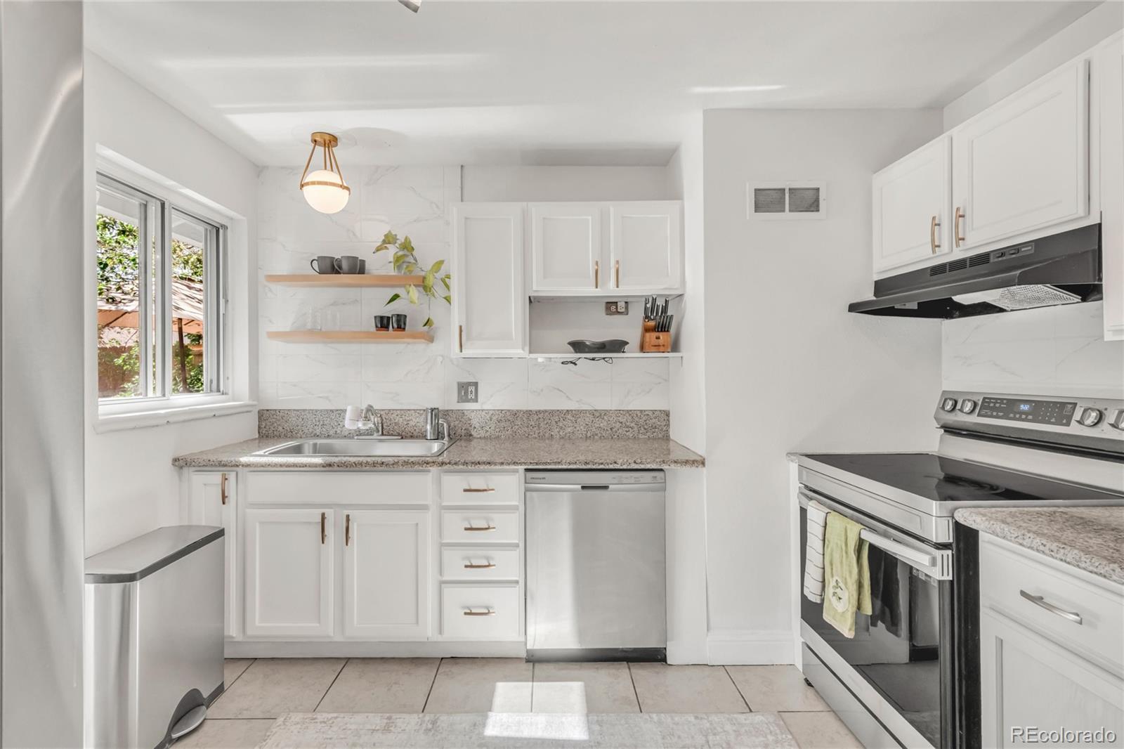 MLS Image #8 for 2960 n steele street,denver, Colorado