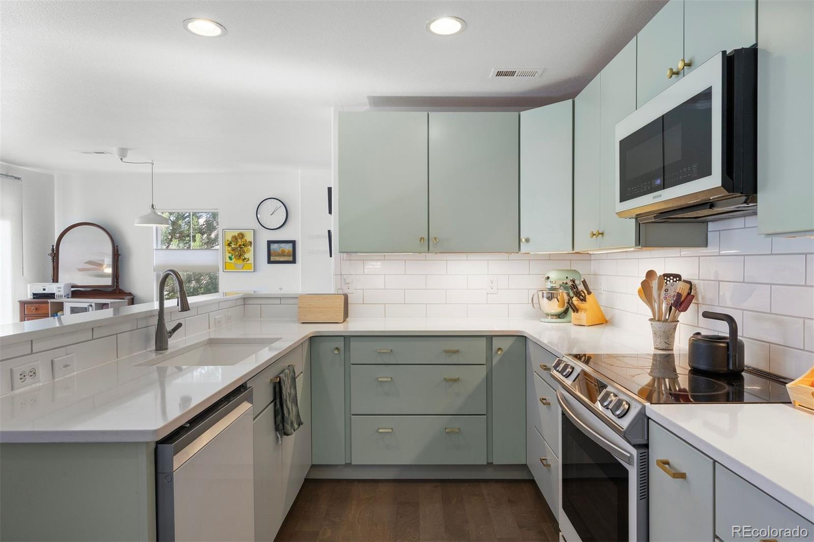 MLS Image #5 for 12831  mayfair way,englewood, Colorado