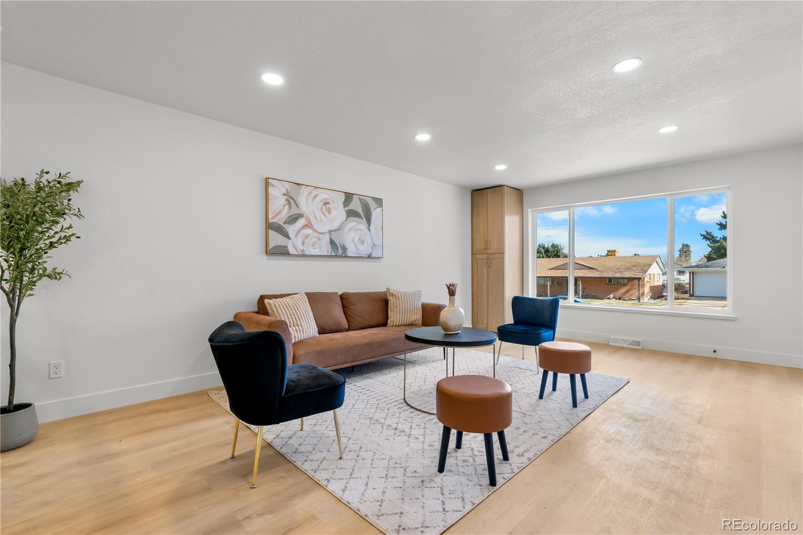 MLS Image #12 for 1537 s jasmine street,denver, Colorado