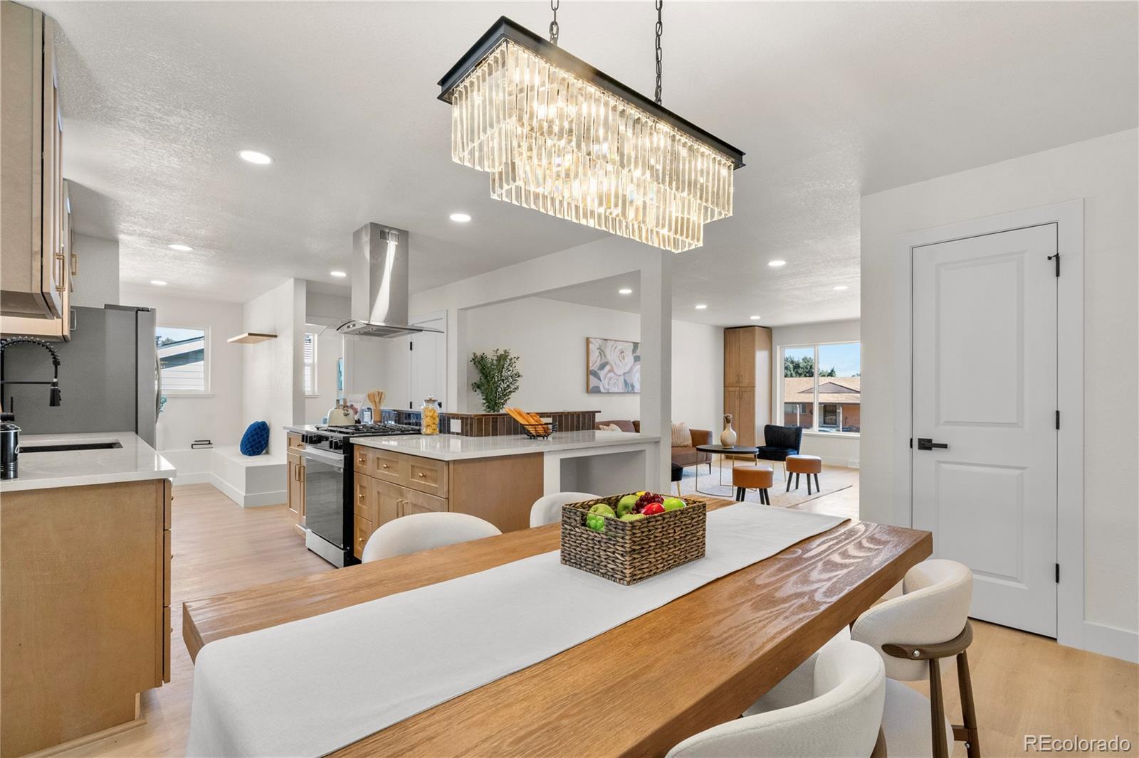 MLS Image #9 for 1537 s jasmine street,denver, Colorado
