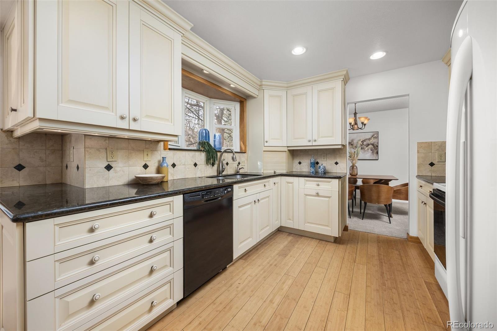 MLS Image #7 for 8037  iris court,arvada, Colorado