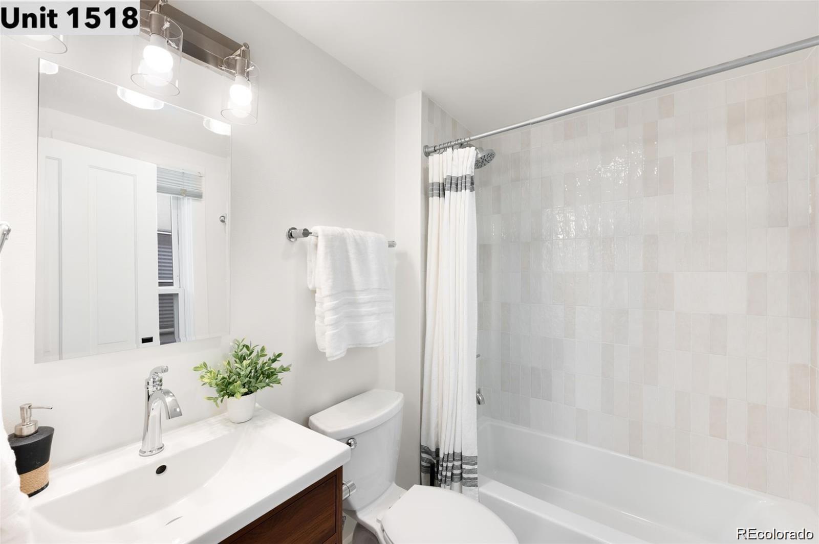 MLS Image #15 for 1518 s sherman street,denver, Colorado