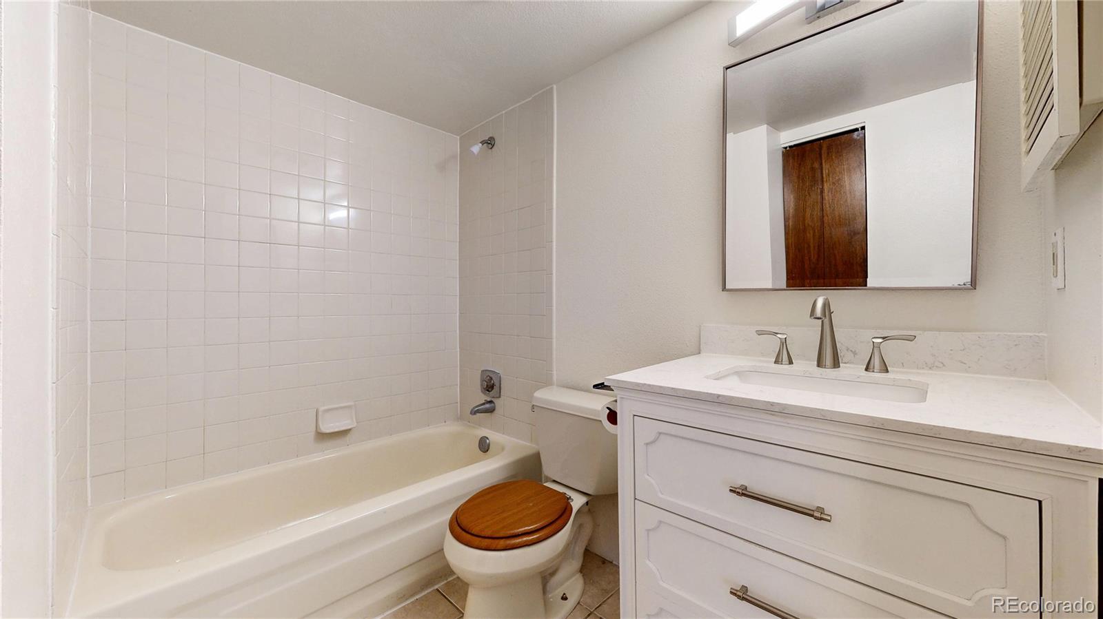MLS Image #10 for 8555  fairmount drive g105,denver, Colorado