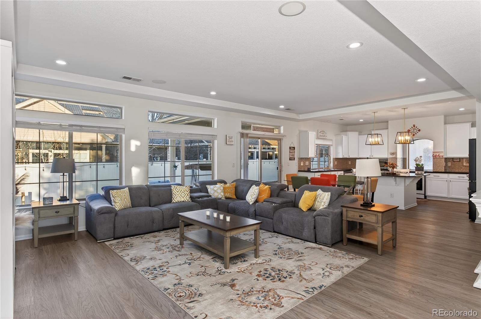 MLS Image #12 for 20701 e 52nd avenue,denver, Colorado