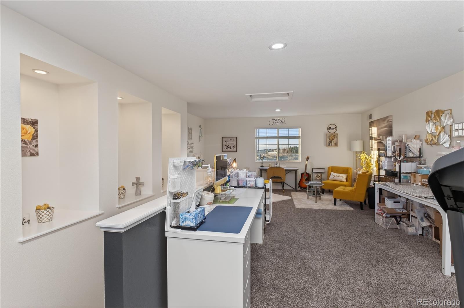 MLS Image #21 for 20701 e 52nd avenue,denver, Colorado