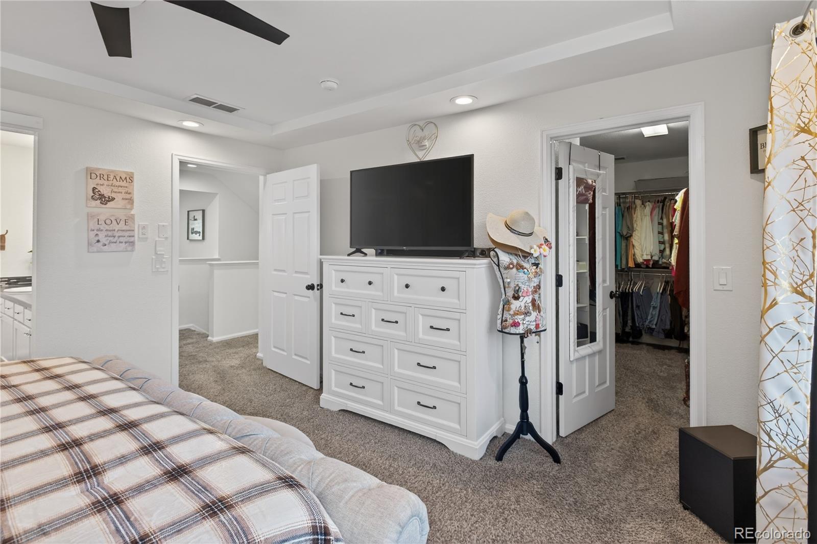 MLS Image #25 for 20701 e 52nd avenue,denver, Colorado