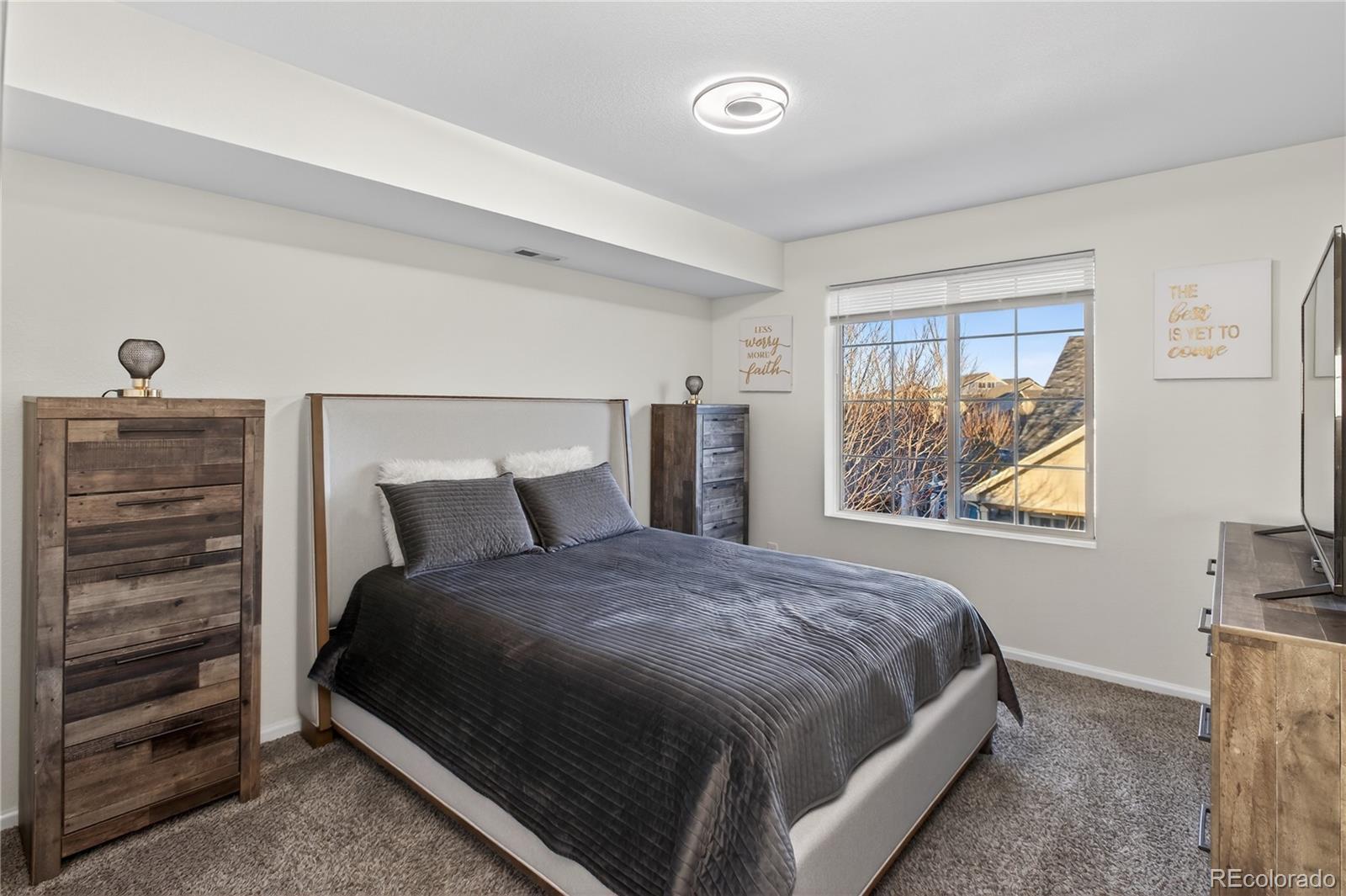 MLS Image #27 for 20701 e 52nd avenue,denver, Colorado