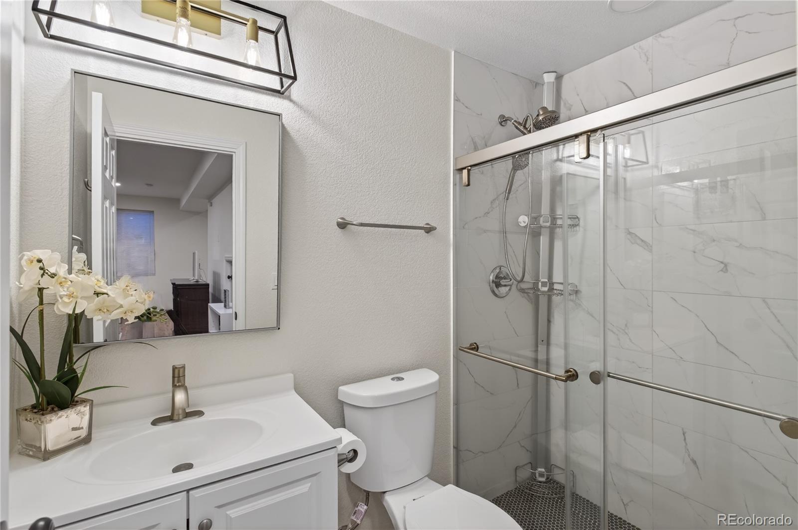 MLS Image #38 for 20701 e 52nd avenue,denver, Colorado