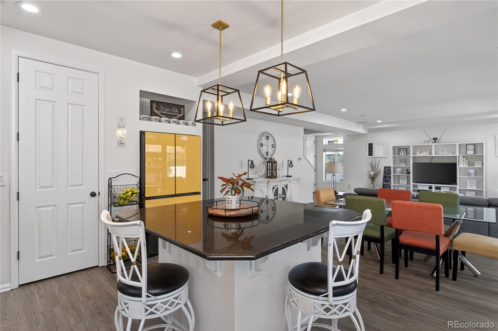 MLS Image #6 for 20701 e 52nd avenue,denver, Colorado