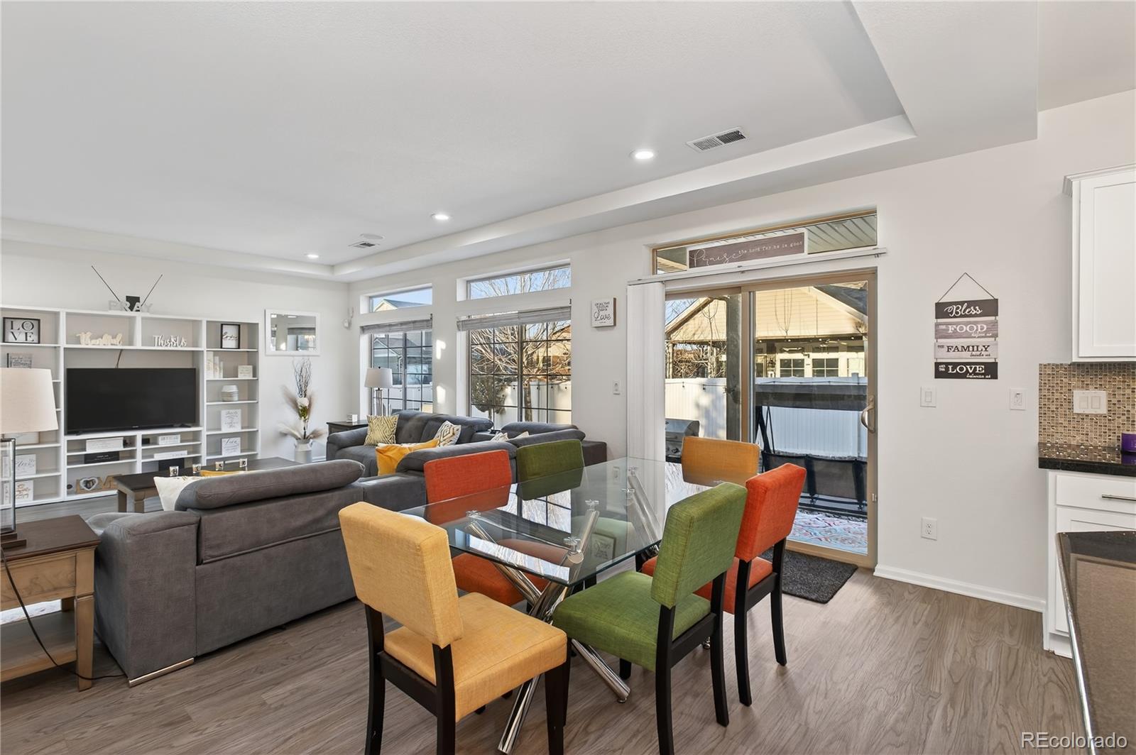 MLS Image #7 for 20701 e 52nd avenue,denver, Colorado