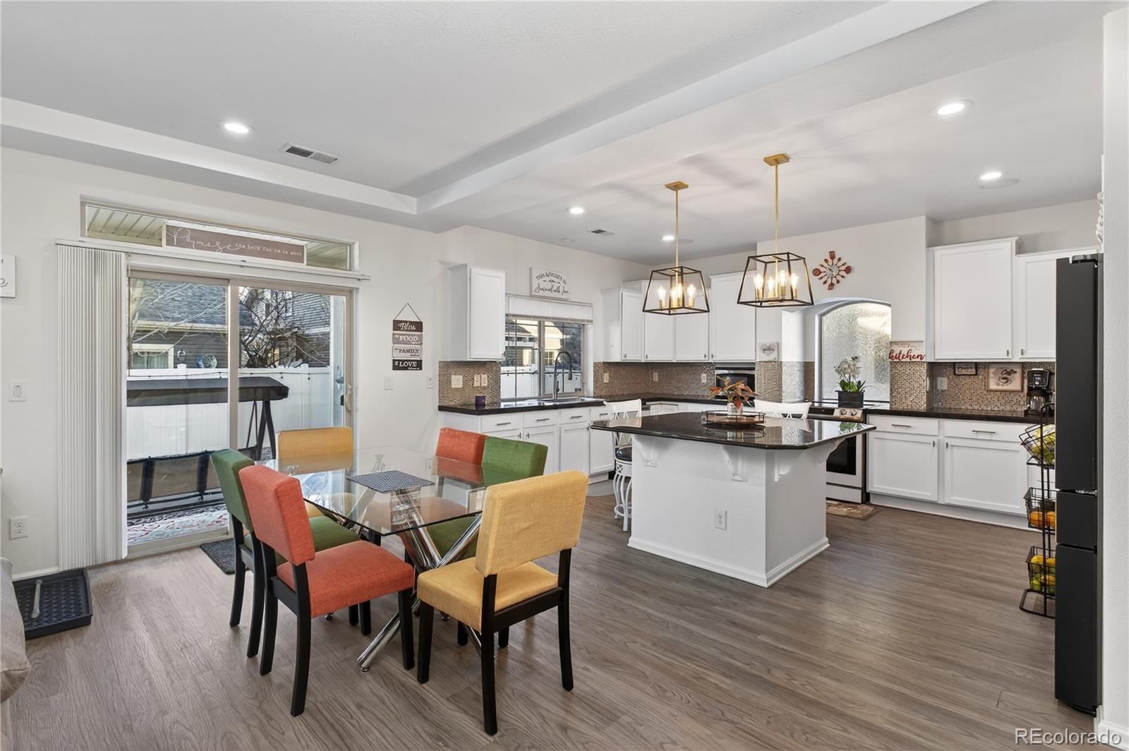 MLS Image #8 for 20701 e 52nd avenue,denver, Colorado