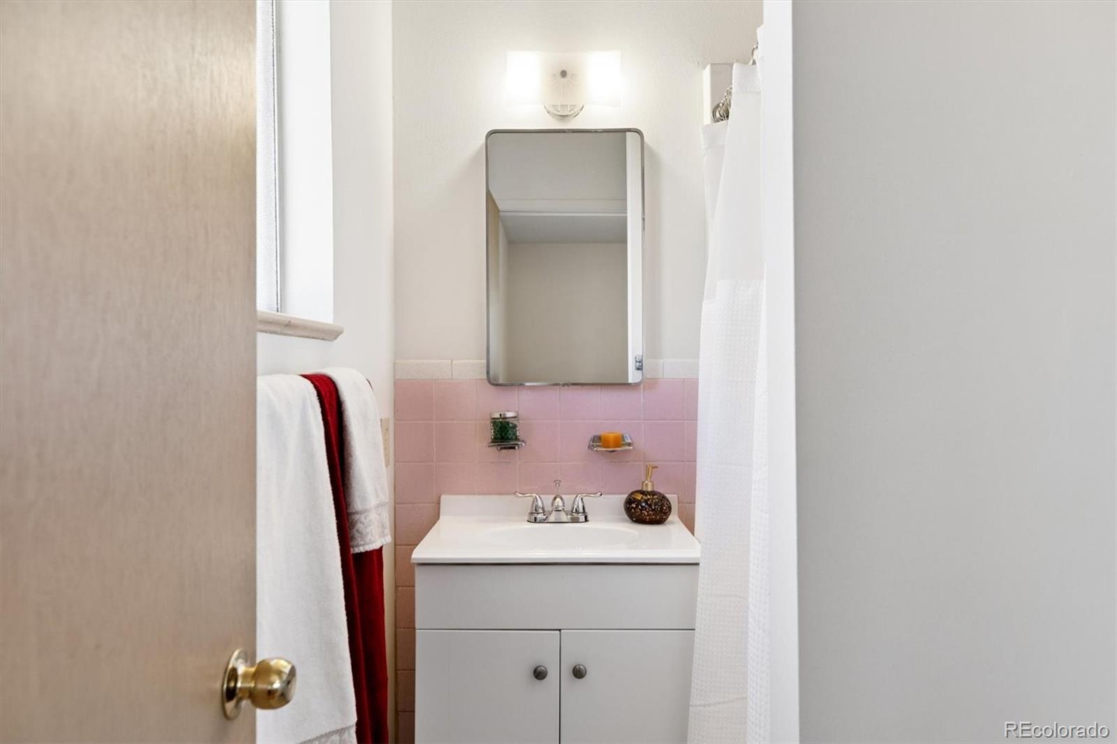 MLS Image #10 for 710 s taft street,lakewood, Colorado