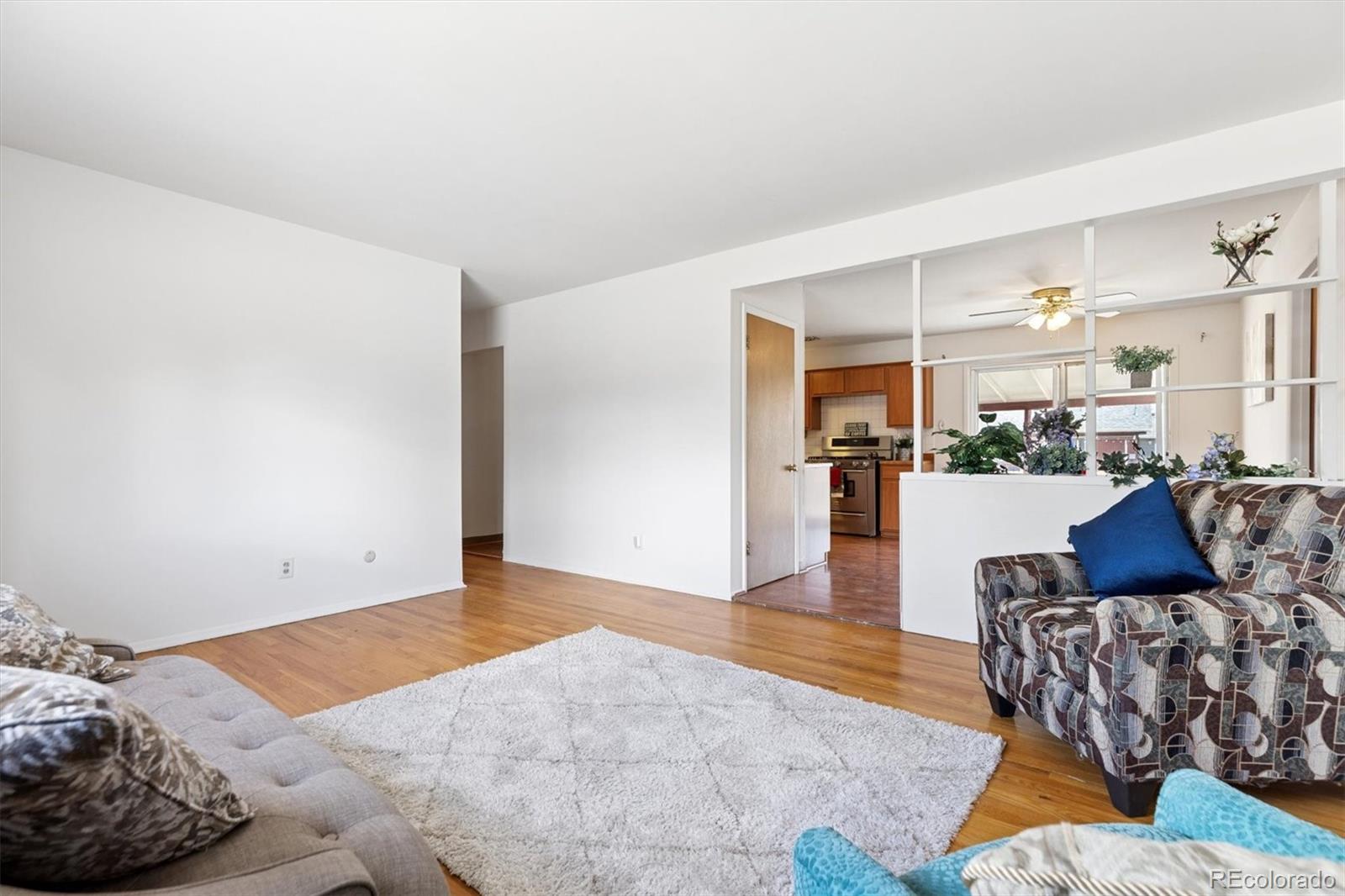 MLS Image #3 for 710 s taft street,lakewood, Colorado