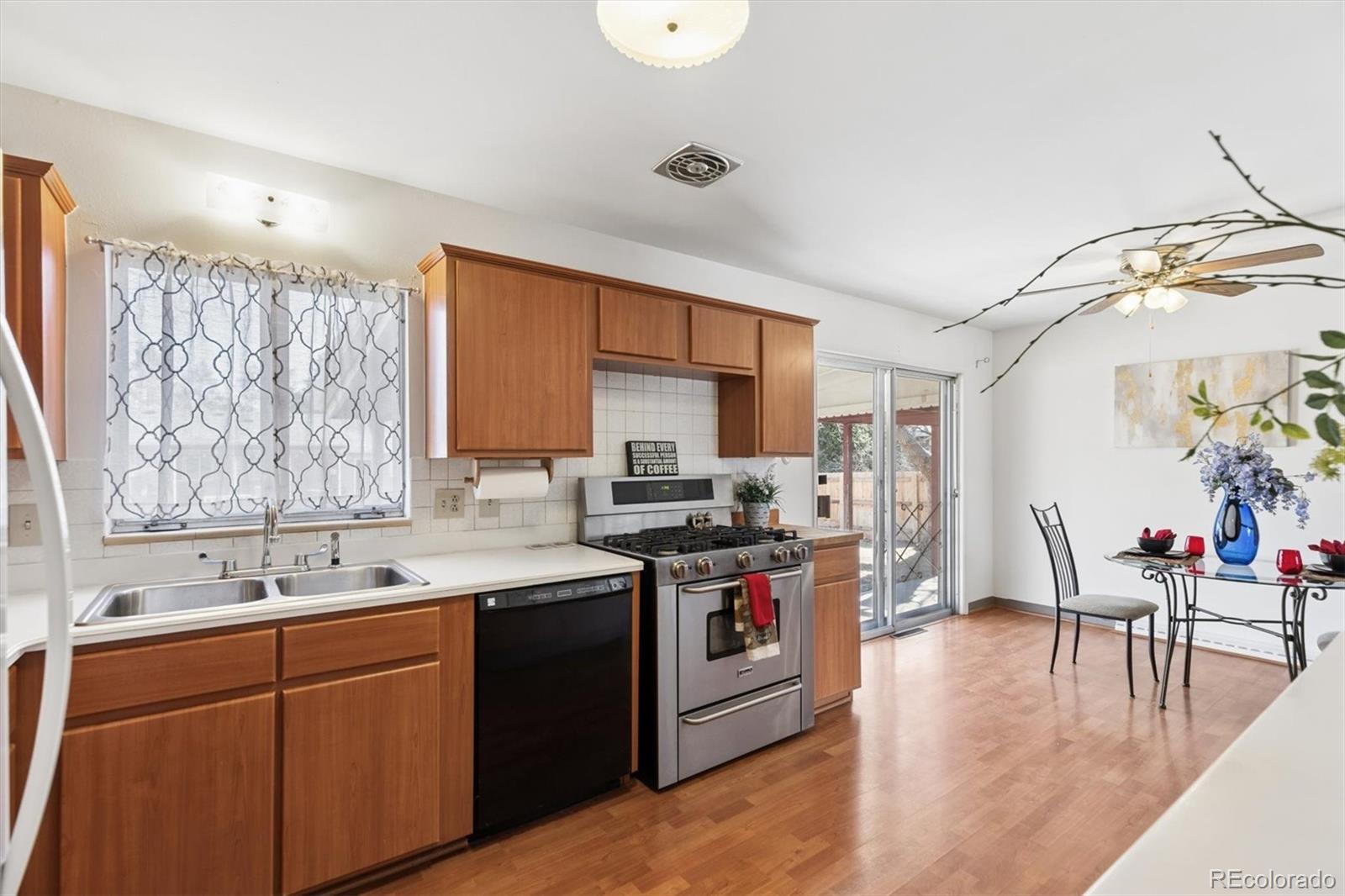 MLS Image #8 for 710 s taft street,lakewood, Colorado