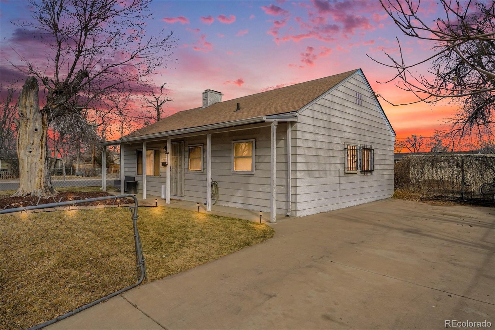 MLS Image #2 for 4974  saint paul street,denver, Colorado