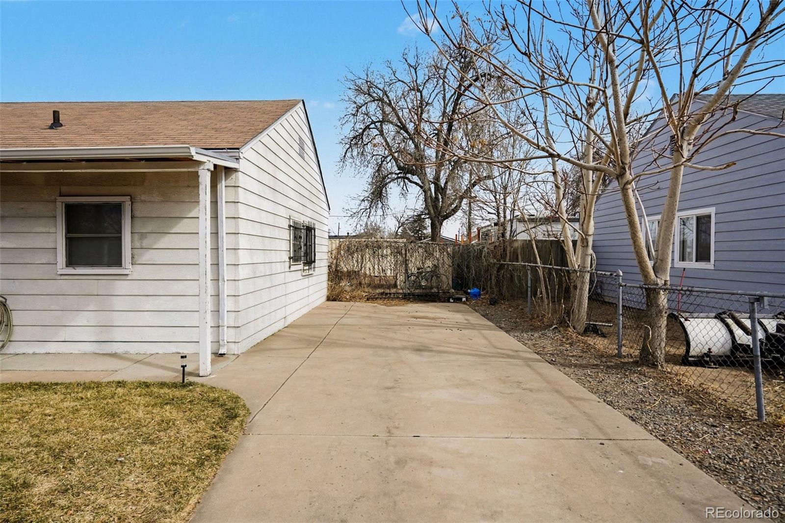 MLS Image #5 for 4974  saint paul street,denver, Colorado