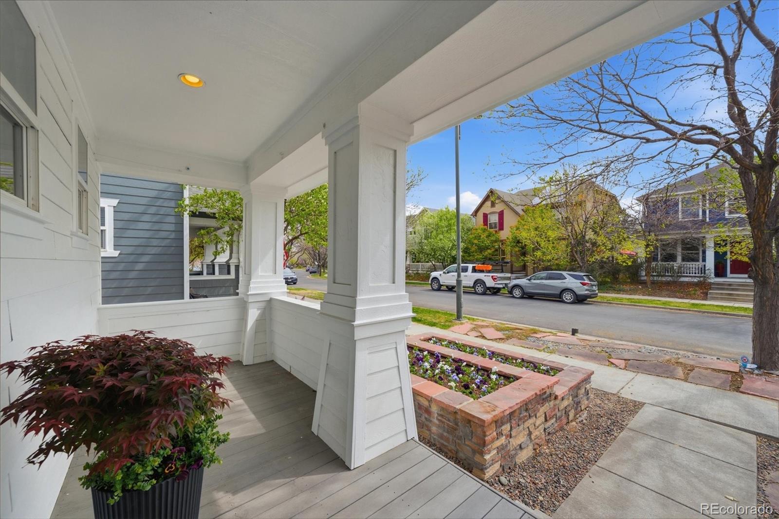 MLS Image #2 for 8139 e 28th place,denver, Colorado