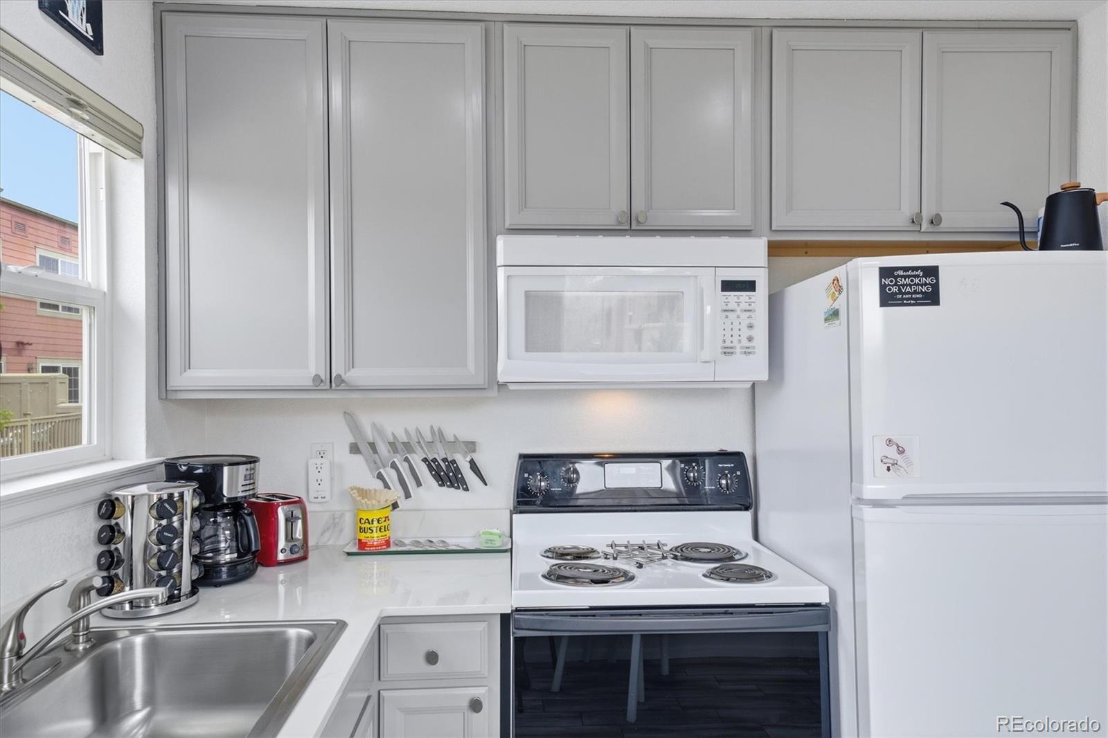 MLS Image #36 for 8139 e 28th place,denver, Colorado