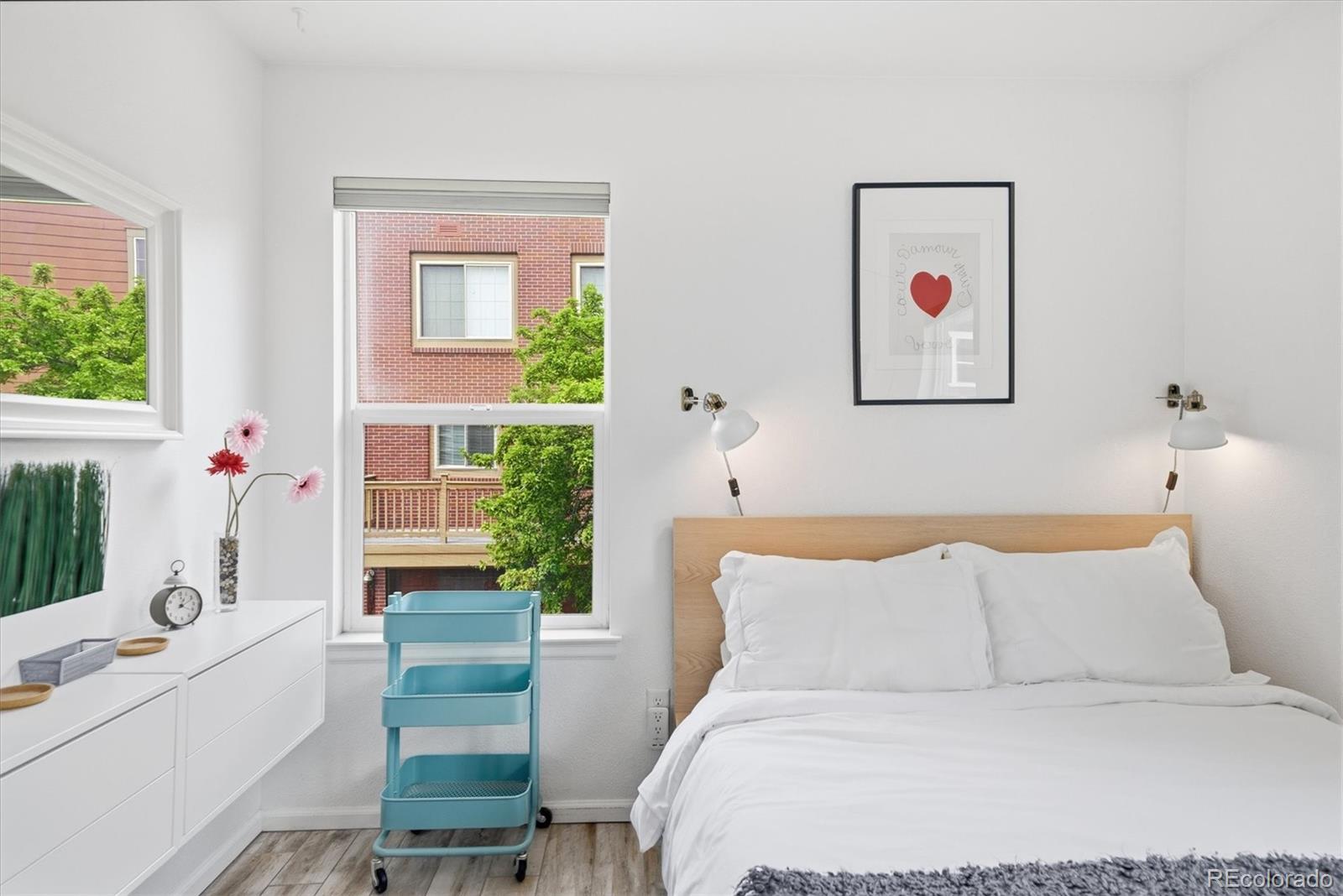 MLS Image #38 for 8139 e 28th place,denver, Colorado