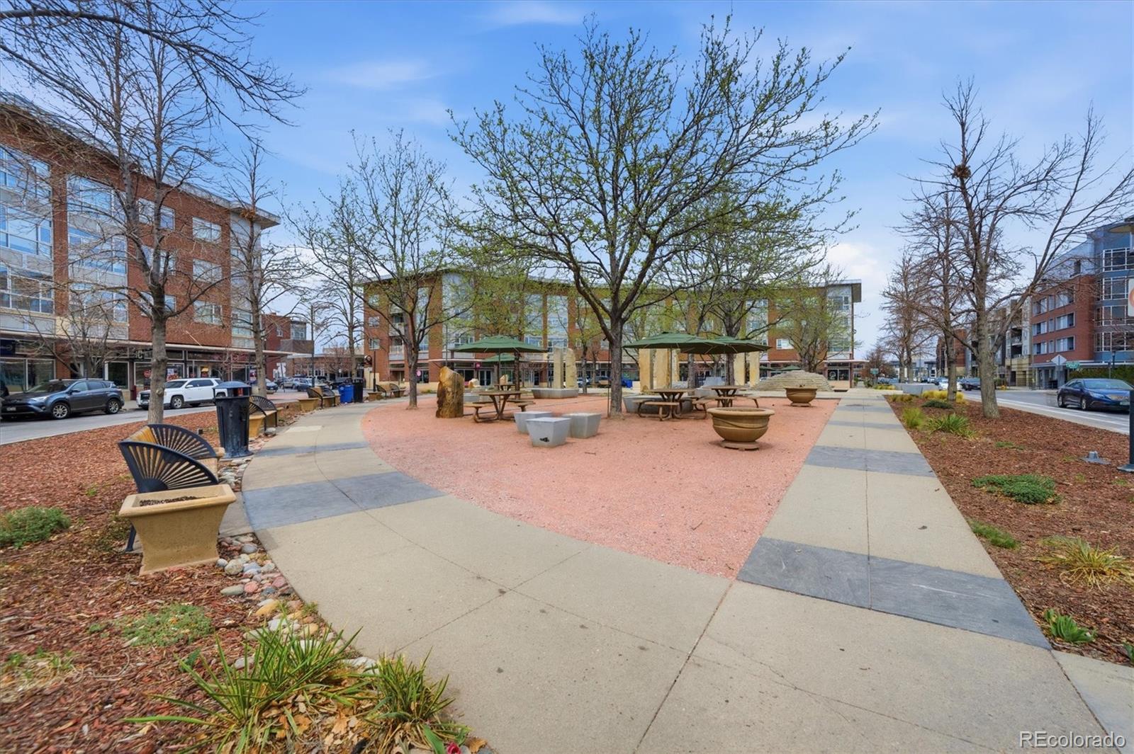 MLS Image #41 for 8139 e 28th place,denver, Colorado