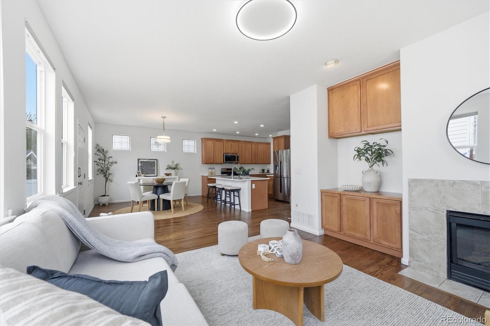 MLS Image #6 for 8139 e 28th place,denver, Colorado