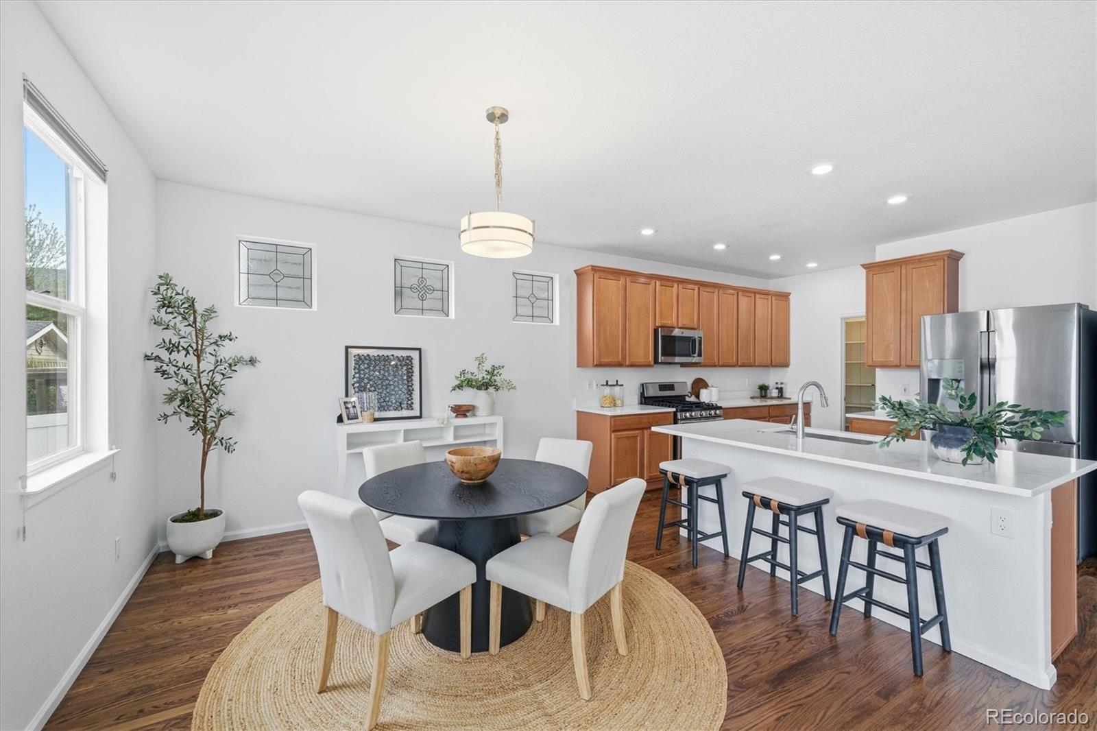 MLS Image #8 for 8139 e 28th place,denver, Colorado