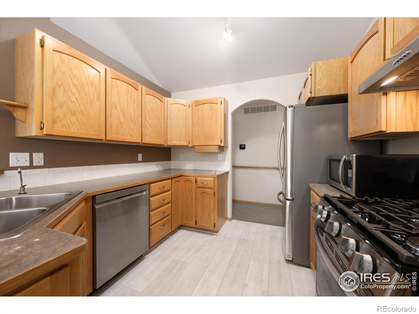 MLS Image #12 for 3239  snowbrush place,fort collins, Colorado