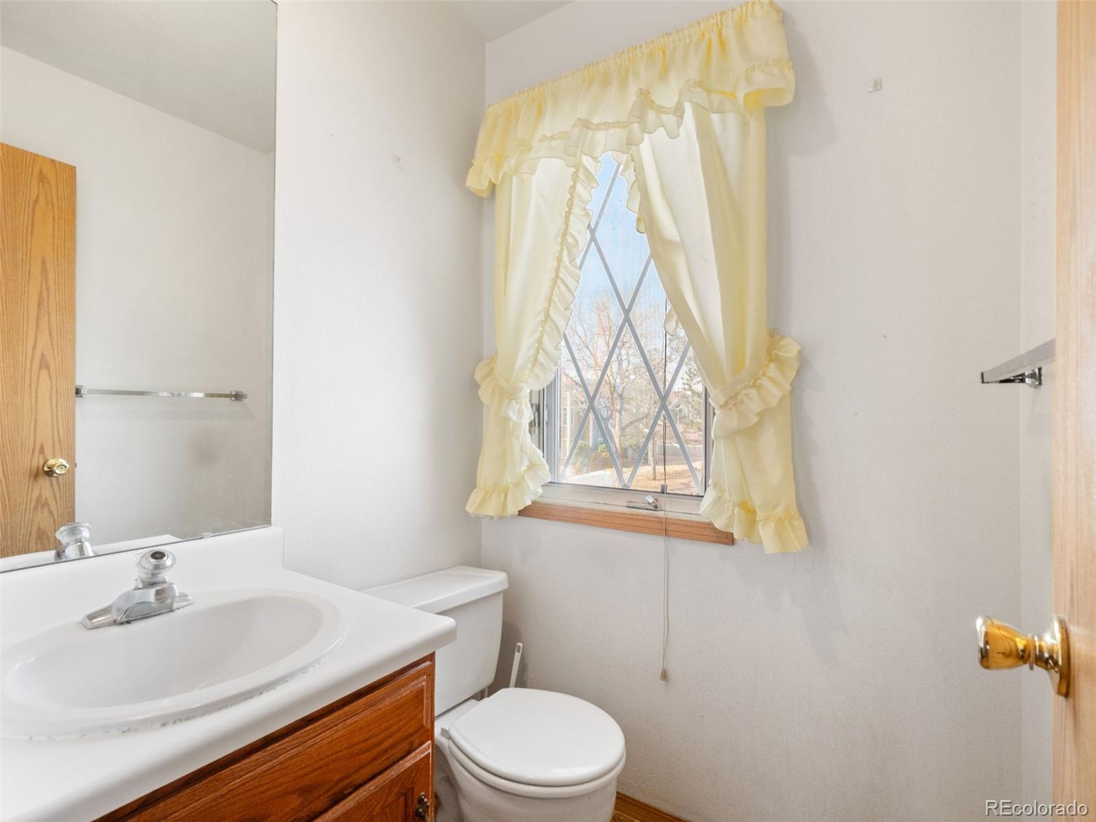 MLS Image #16 for 1811 s quebec way 241,denver, Colorado