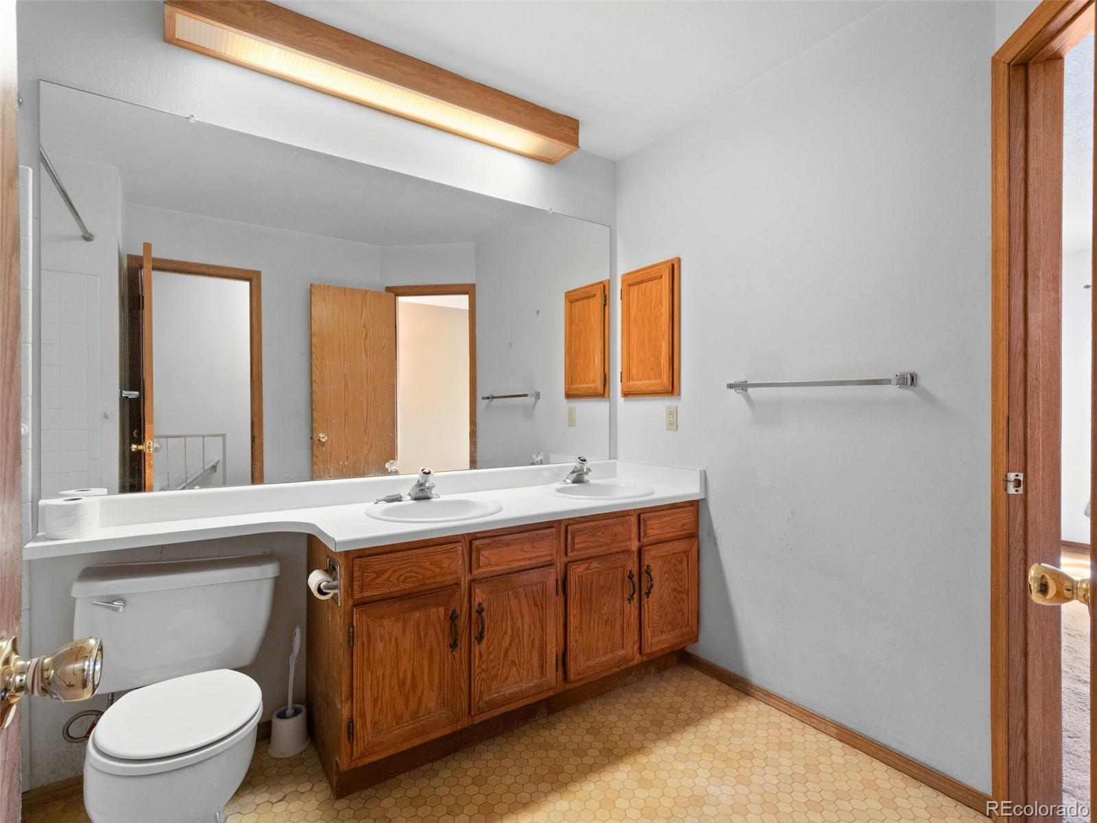MLS Image #22 for 1811 s quebec way 241,denver, Colorado