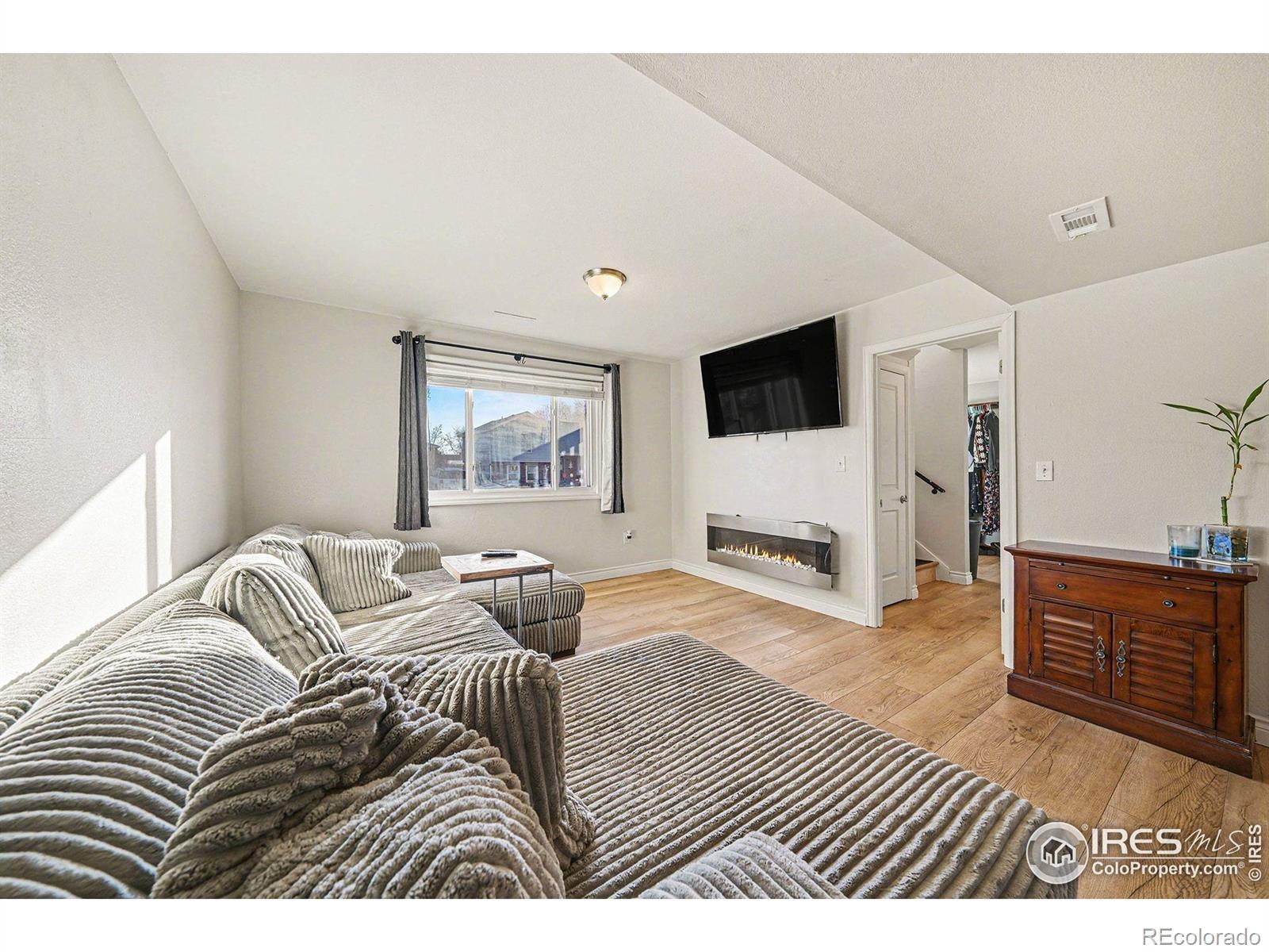 MLS Image #14 for 138  sunflower drive,windsor, Colorado
