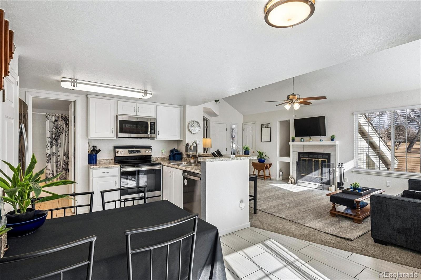 MLS Image #14 for 13884 e lehigh avenue f,aurora, Colorado