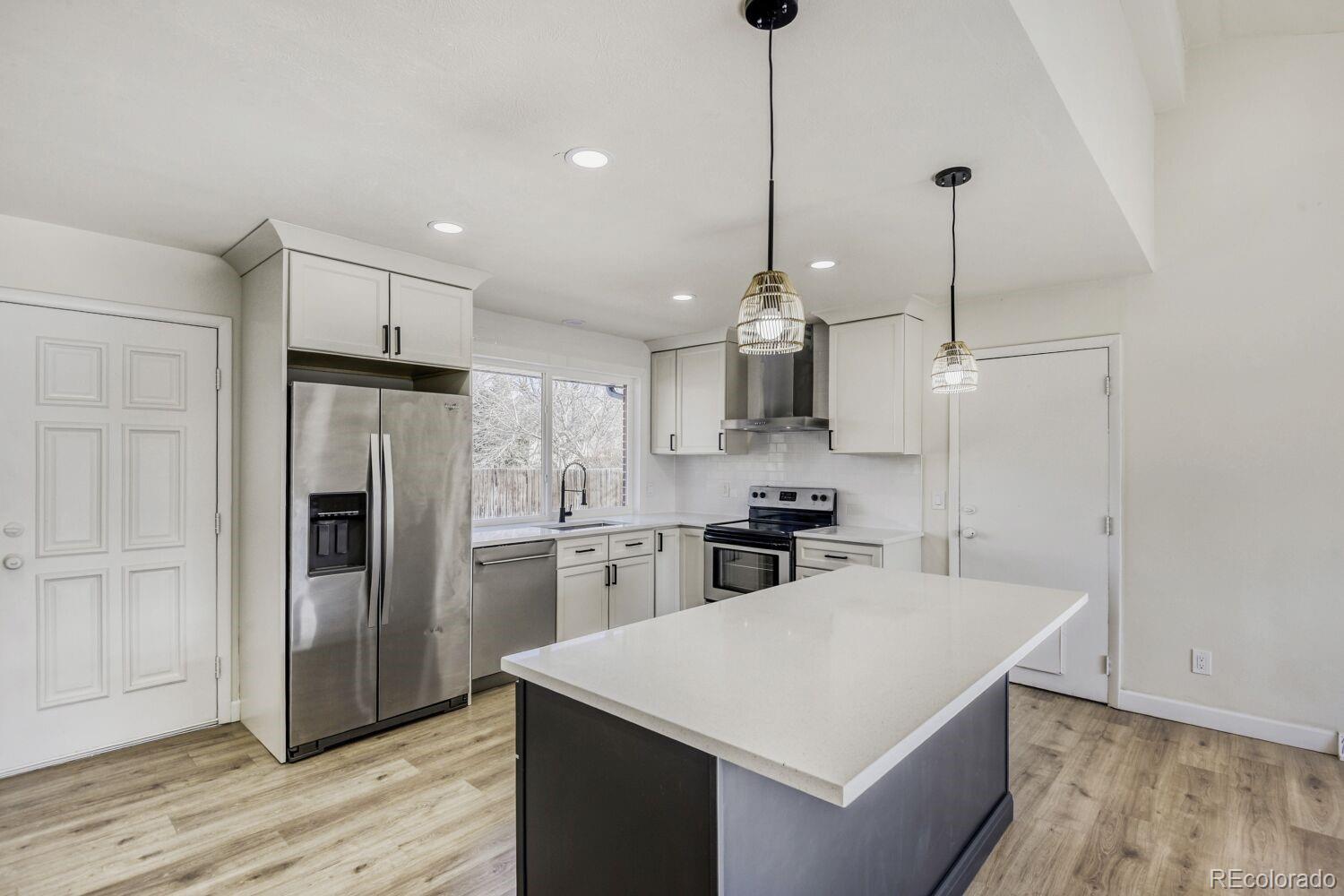 MLS Image #6 for 281 w acoma drive,littleton, Colorado