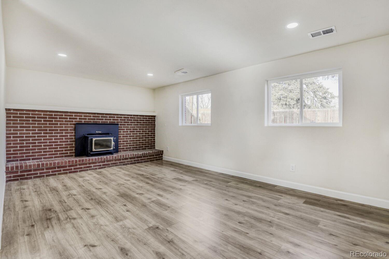 MLS Image #8 for 281 w acoma drive,littleton, Colorado