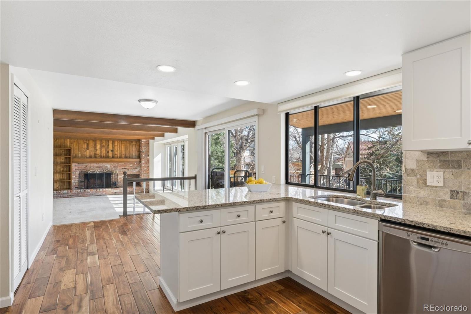 MLS Image #10 for 3582 w dartmouth avenue,denver, Colorado