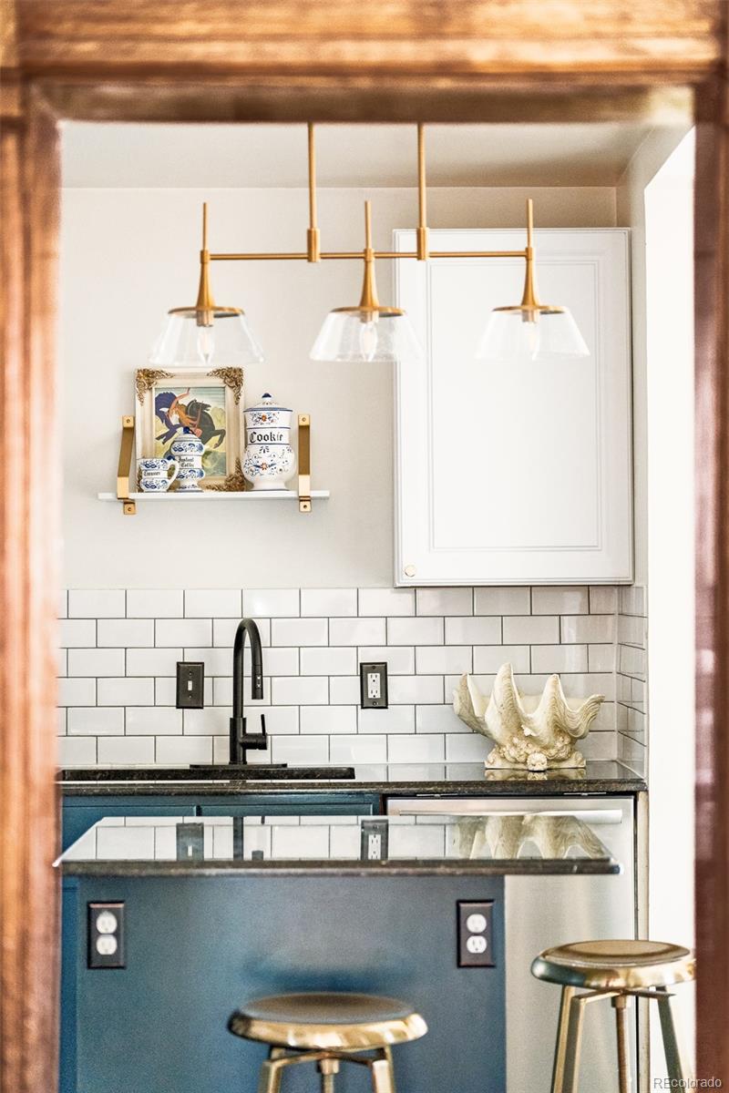 MLS Image #16 for 2719 w 32nd avenue,denver, Colorado