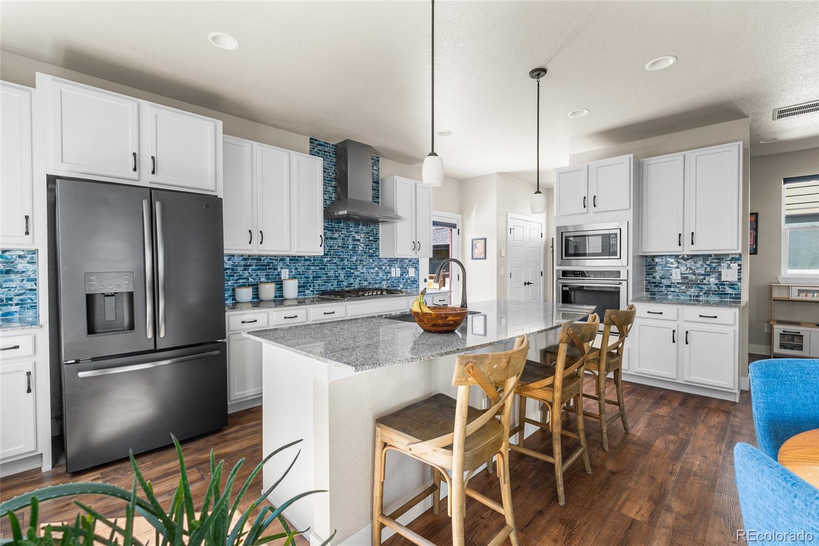 MLS Image #12 for 9792 e 60th avenue,denver, Colorado