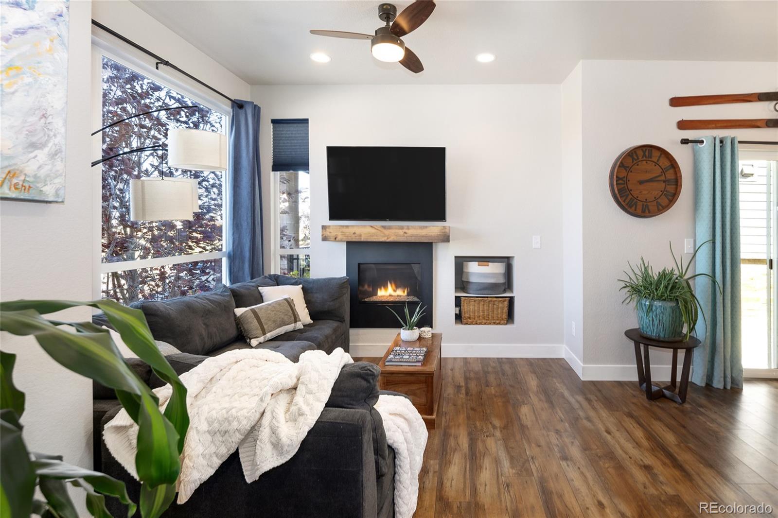 MLS Image #3 for 9792 e 60th avenue,denver, Colorado